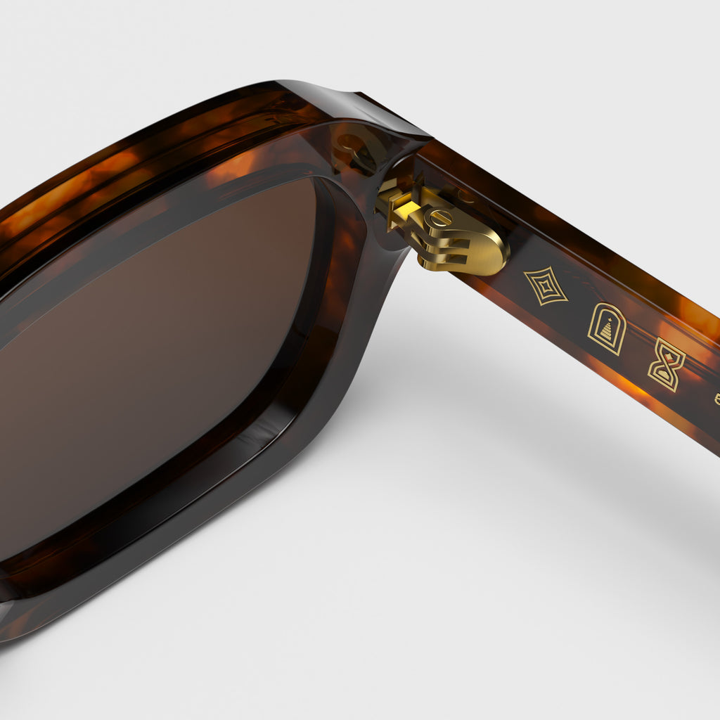 FUTURE CLASSIC 102 'COGNAC'