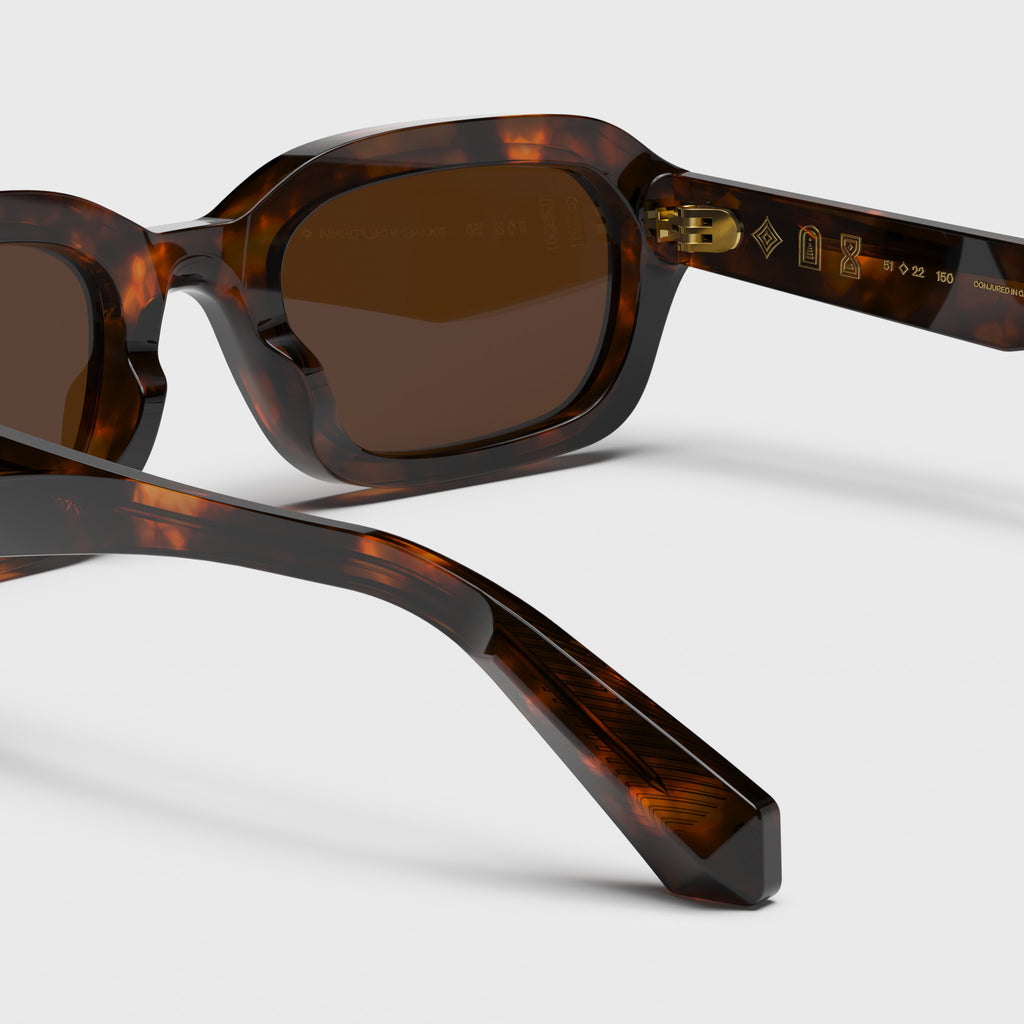 FUTURE CLASSIC 102 'COGNAC'